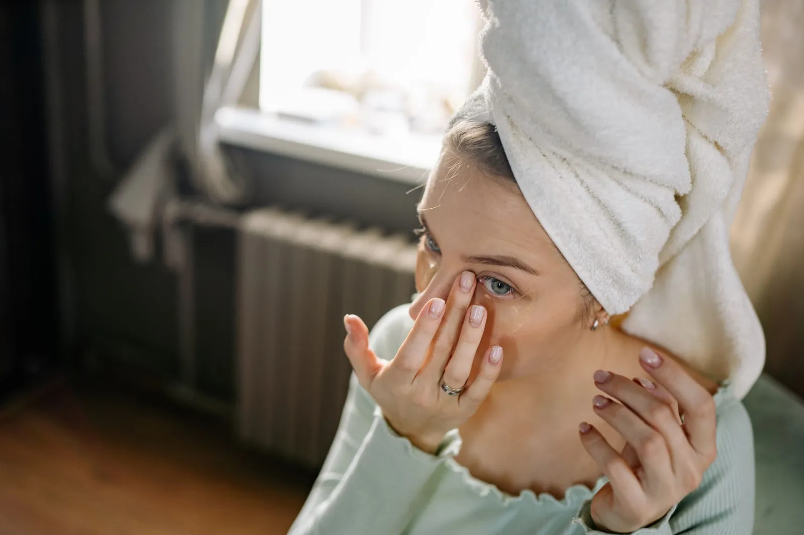 Routine de soins du visage : les étapes incontournables pour une peau radieuse